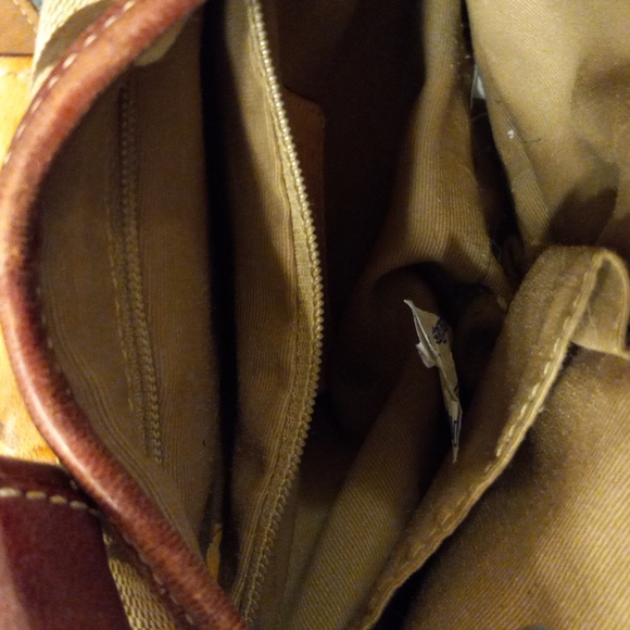 Authentic Coach - Picture 3 of 4